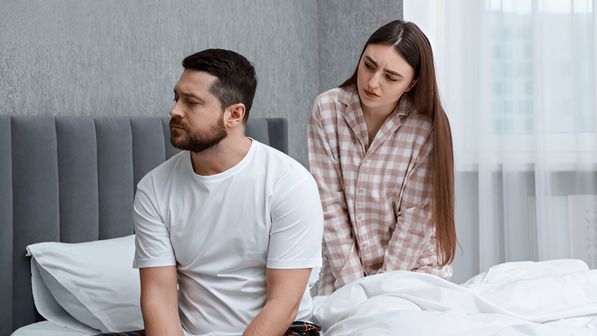 monkey-barring-in-relationship