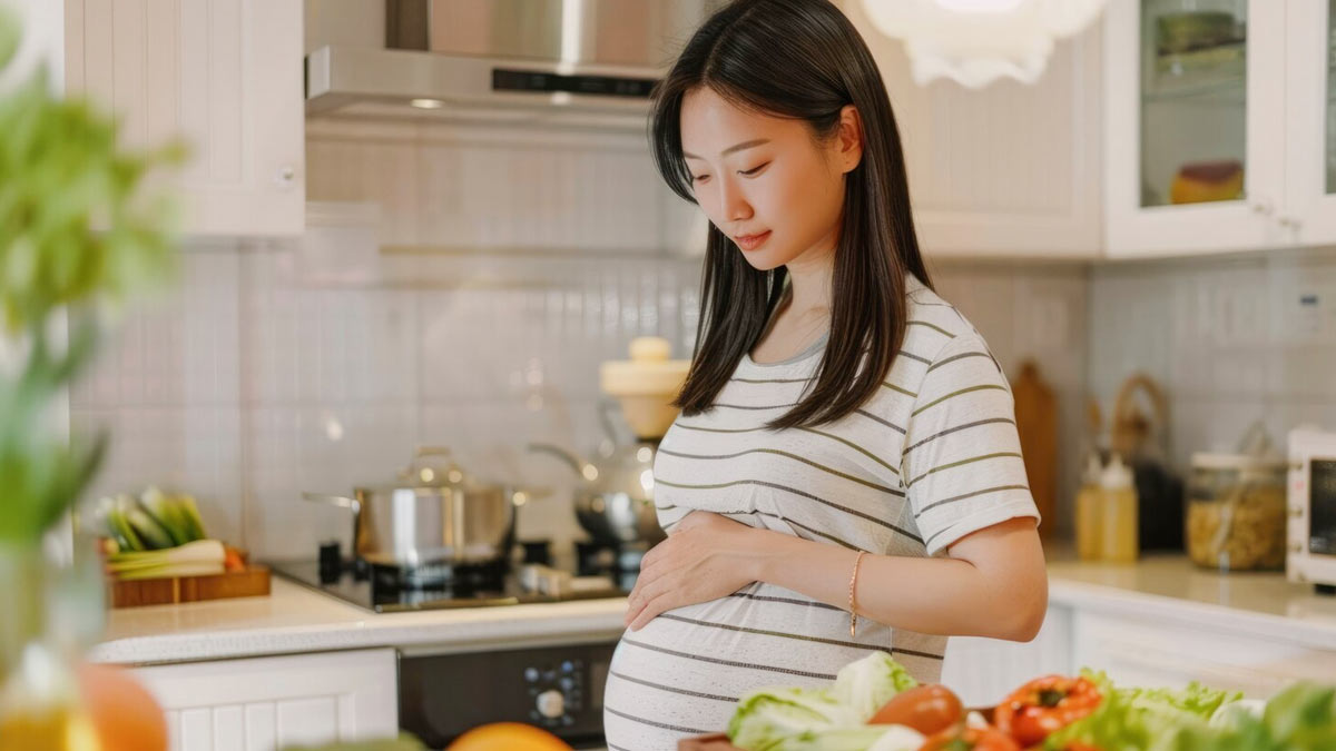 Third Trimester Pregnancy: How To Safely Increase Your Iron Levels