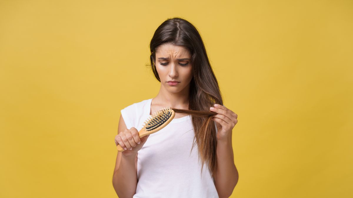 How Everyday Items Like Dirty Pillowcases And Towels Can Secretly Damage Your Skin And Hair