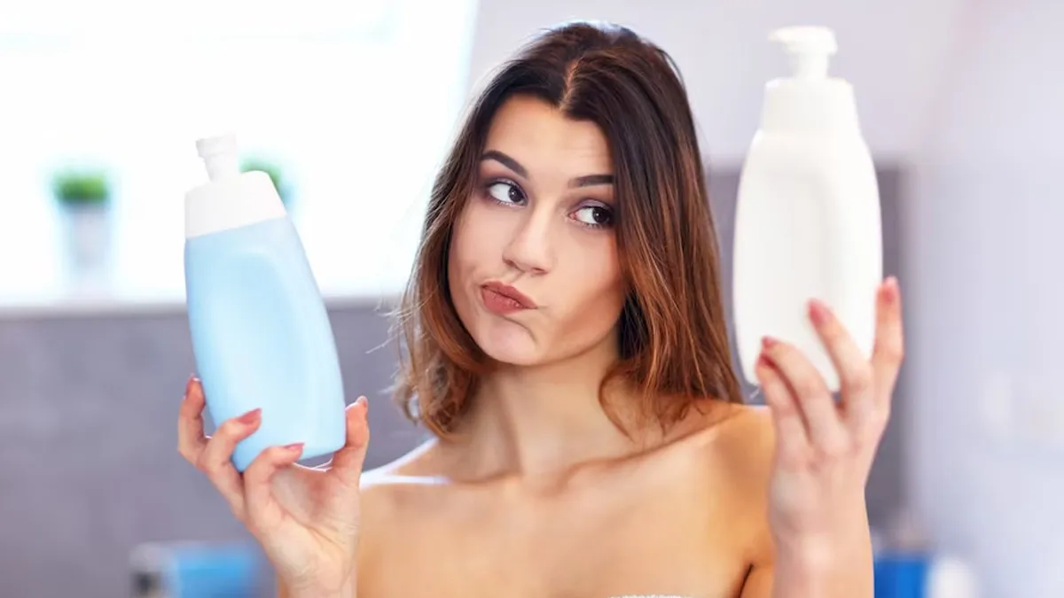 Dry Shampoo vs Regular Shampoo: Pros  and Cons