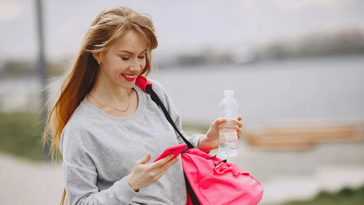 Ask The Expert: Why Young Adults Are Dehydrated Even After Gluing Themselves To Water Bottles
