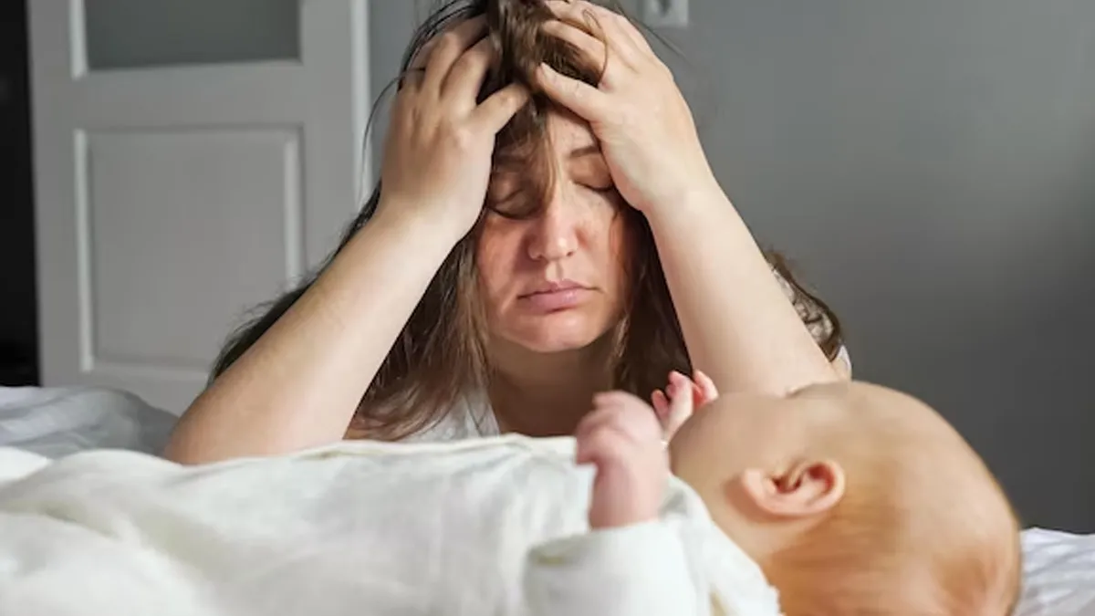 Woman With Mental Health Issues Puts 15-Day-Old Baby in Refrigerator, Doctors Confirm Postpartum Psychosis