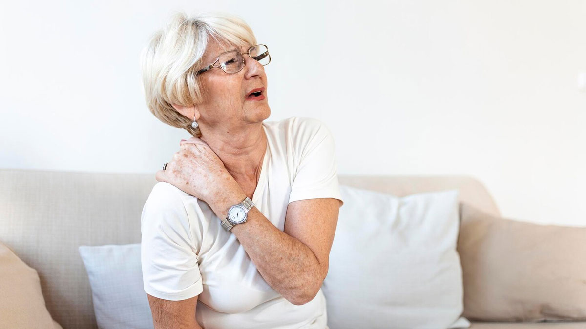Why Is Frozen Shoulder More Common During Menopause? Expert Answers
