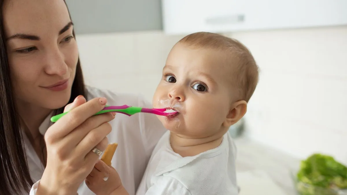 Baby-Led Weaning Vs. Traditional Weaning: Which Better Supports Balanced Nutrition And Health?