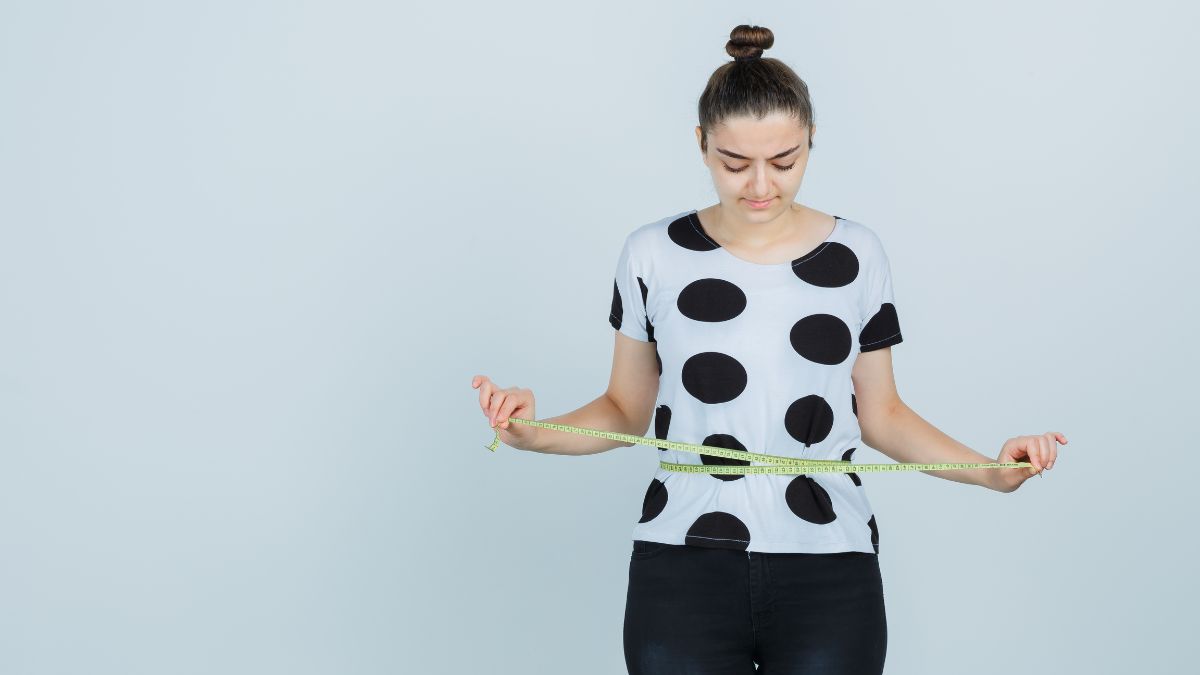 Natural Weight Loss for Busy Lives: Simple Yoga & Naturopathic Tips You Can Do Daily