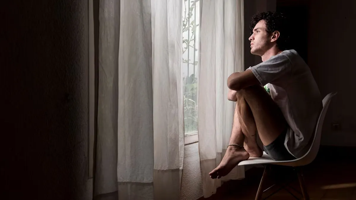 Social Isolation Linked to Increased Risk of Heart Disease and Cognitive Decline | Tips To Stay Safe