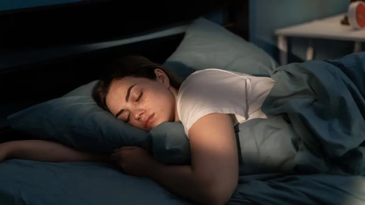 Do Women Need More Sleep Than Men? Expert Settles The Debate!