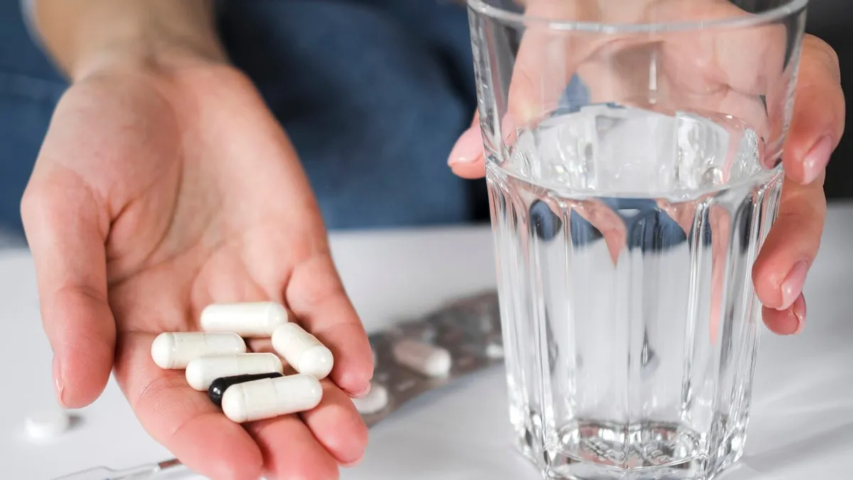 Are We Drinking Enough Water With Our Medicines? Expert Answers