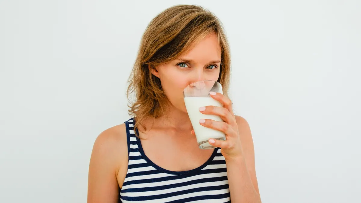 5 Supplements That You Should Never Take With Milk