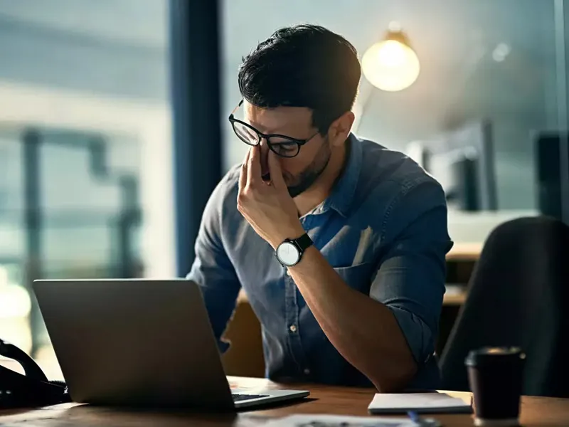 How To Deal With Toxic People At Workplace, Expert Shares Tips