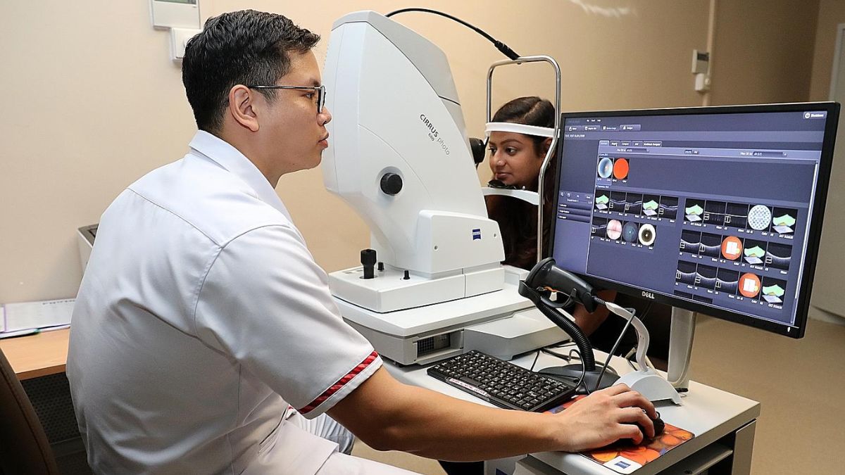 Eye Scans Can Reveal Heart Disease Risk and Ageing Speed, Claims Study — But What Does an Expert Say?