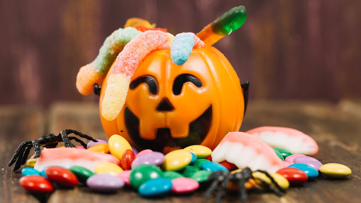 Are Halloween Candies Bad For Kids? Expert Shares Tips To Stay Safe