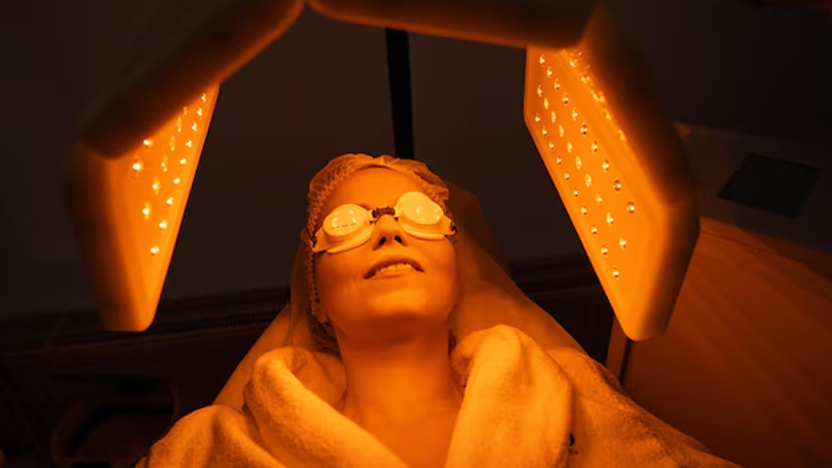 Celebrities Are In Love With LED Light Therapy – Here’s All You Need To Know About It