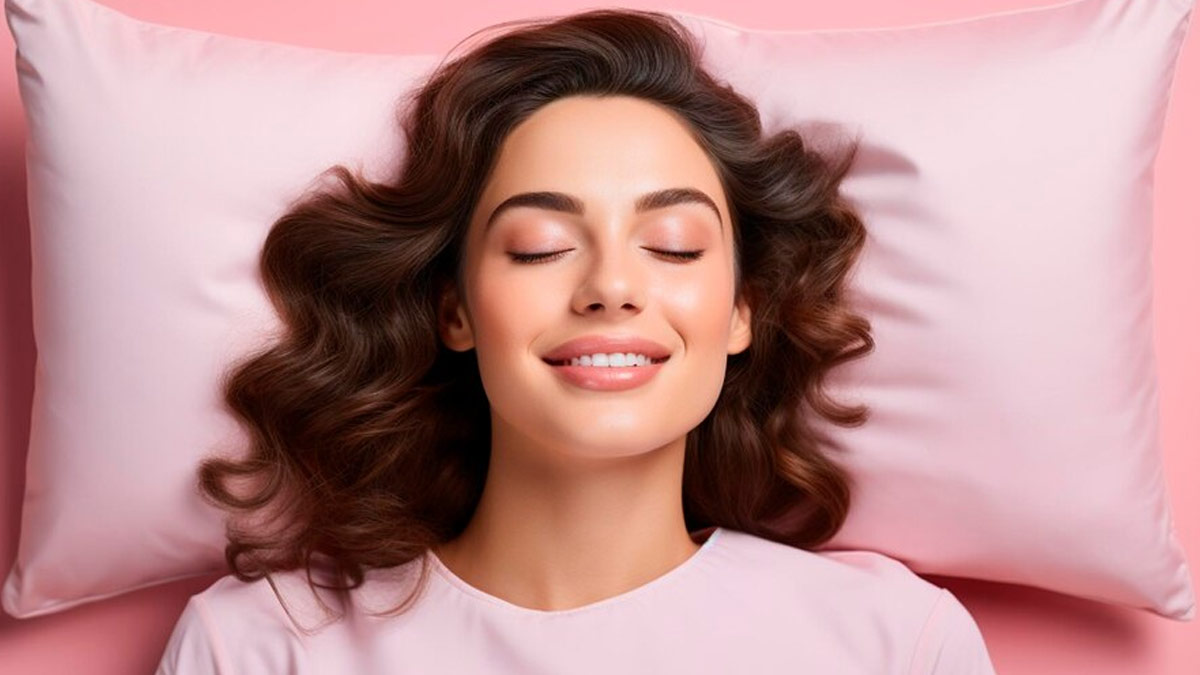 Does Satin Bedding Protect Hair in Winter Too? Expert Tells