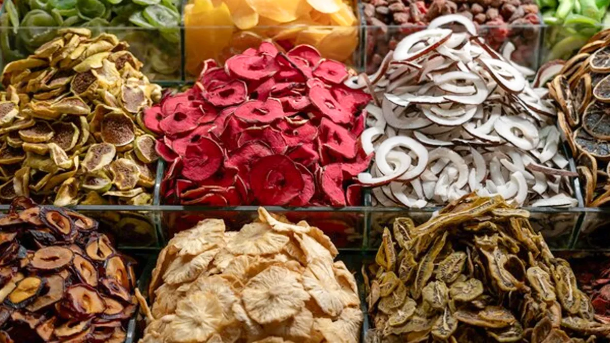 What Are Dehydrated Foods? Expert Reveals Its Risks And Benefits