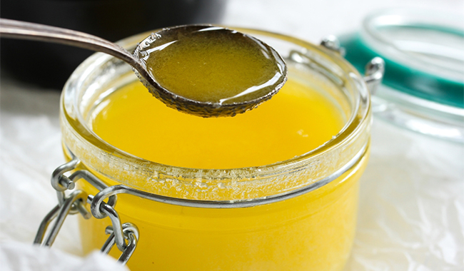 Ghee in Winter: Benefits and the Right Way to Consume, Expert Explains