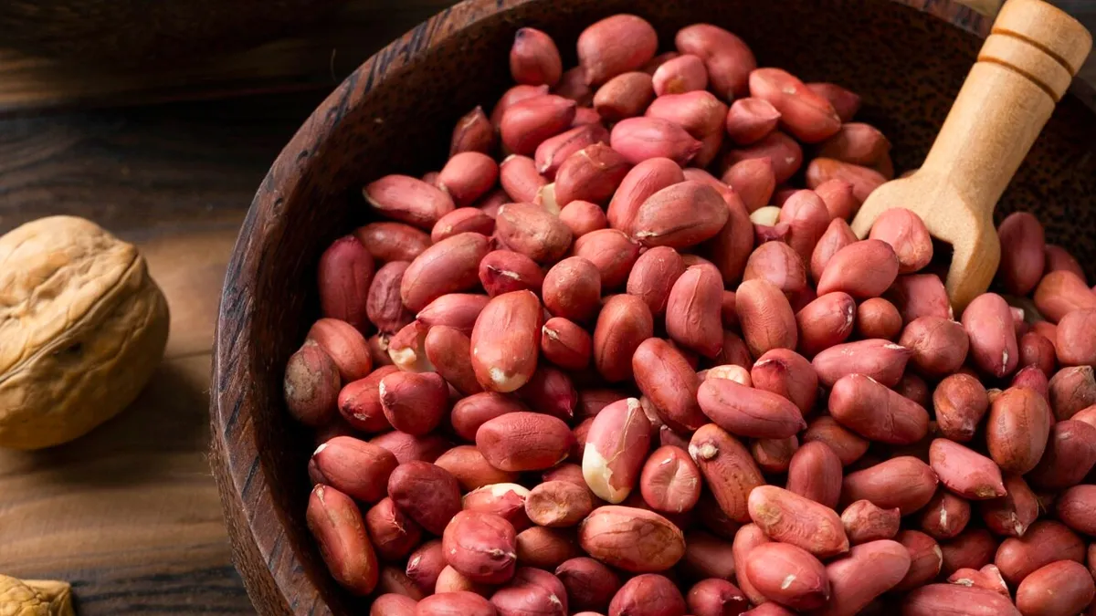 Eating A Handful of Peanuts For 16 Weeks Boosts Brain Health; Study Claims