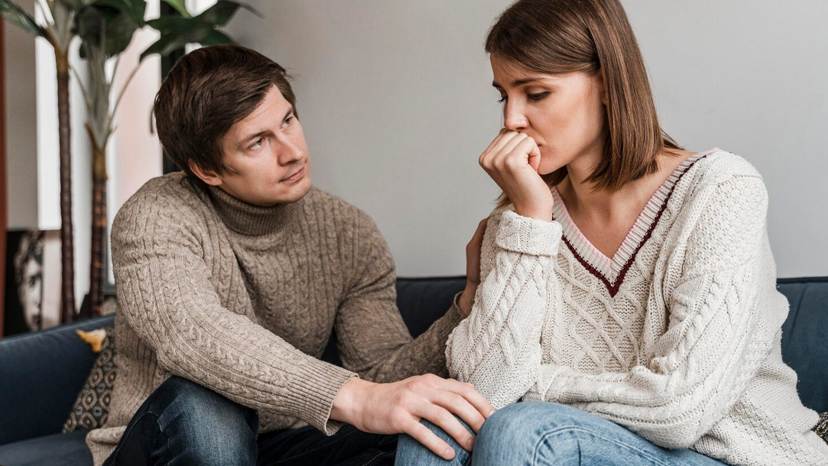 casual date inside 1