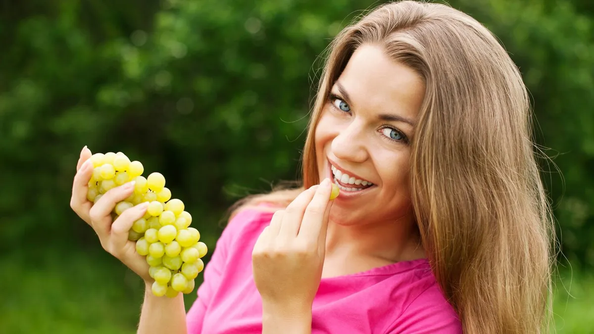 Beyond The 12 Grapes Tradition: Why Grapes Are The Ultimate Winter Superfood