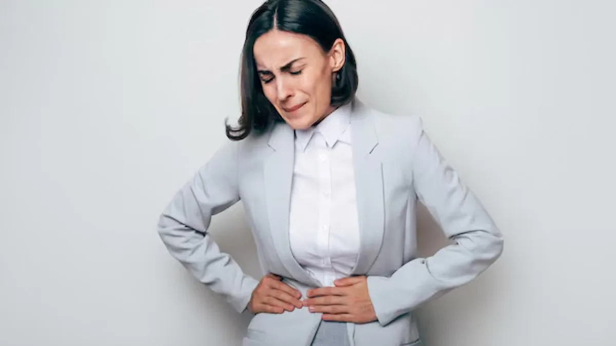 6 Warning Signs of Intestinal Blockage You Should Not Ignore | OnlyMyHealth