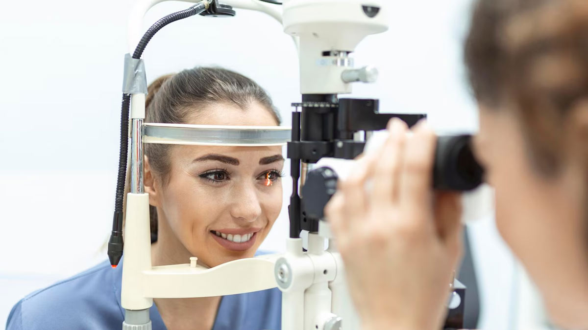 Hrithik Roshan Shares How ‘Training Eye Muscles’ Improved His Vision ...