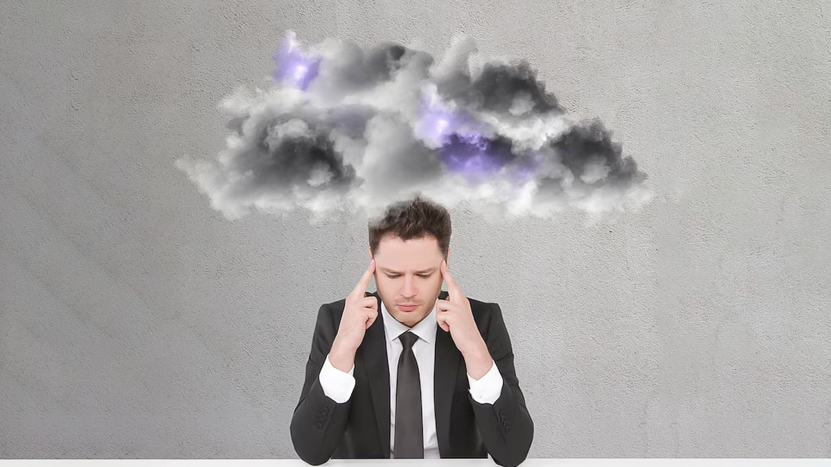 Brain Fog Or Mental Burnout? Why Your Mind Goes Blank Multiple Times A Day