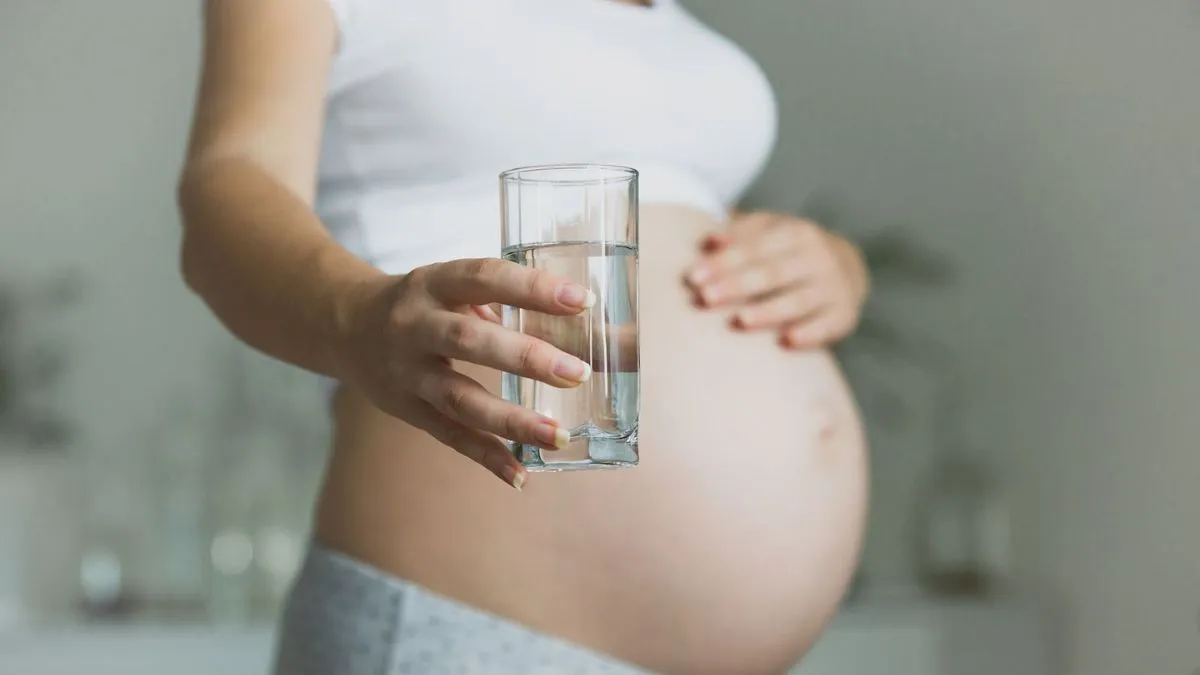 Does Drinking Cold Water Affect Your Baby In The Womb? An Ob-Gyn Explains
