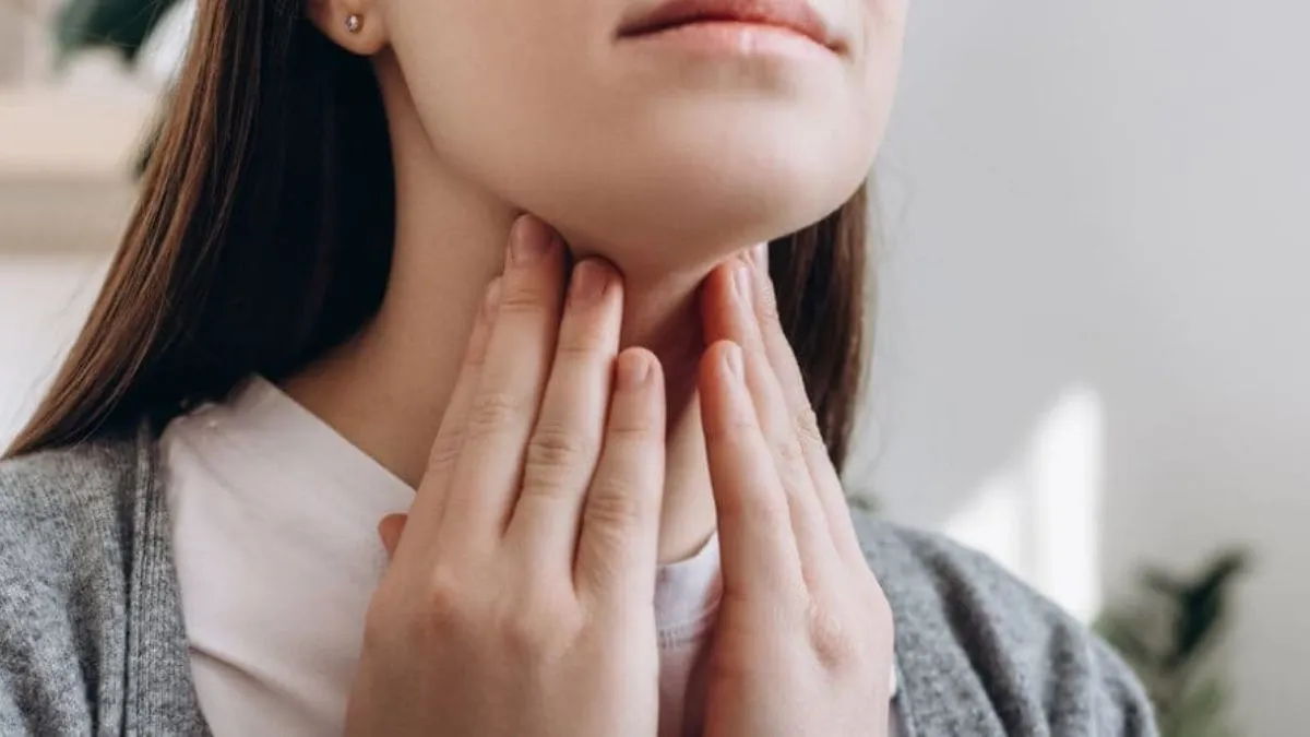 Drinking Enough Water But Still Have a Dry Throat? An ENT Specialist Explains The Reason