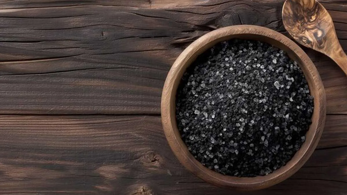 black salt water 1