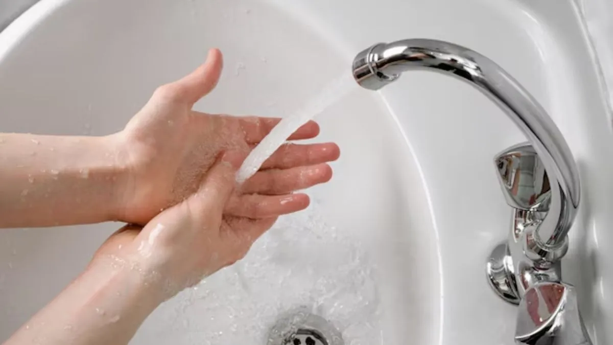 handwash hotwater
