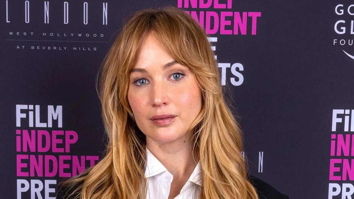 jennifer lawrence plastic surgery 