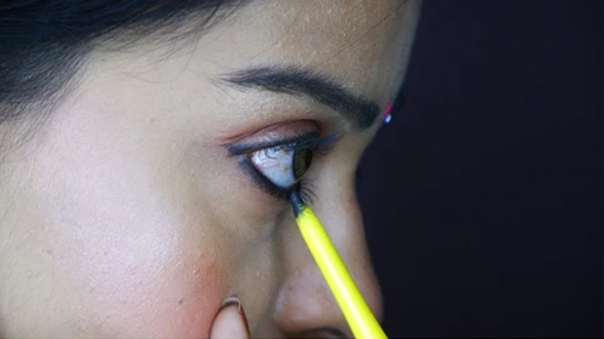 benefits-of-applying-kajal-inside2