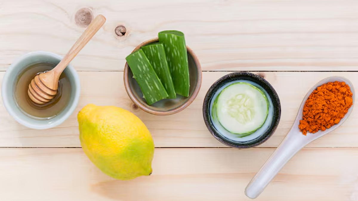 aloe-vera-and-honey-face-pack