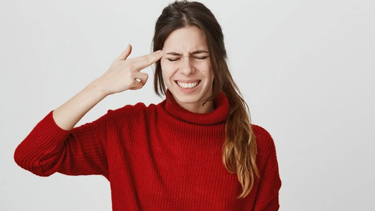 क्या हवा का प्रदूषण बन सकता है आंखों में जलन का कारण? जानें डॉक्टर से