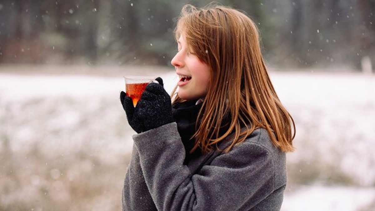 easy ways to drink water in winters to stay hydrated dr neeti sharma