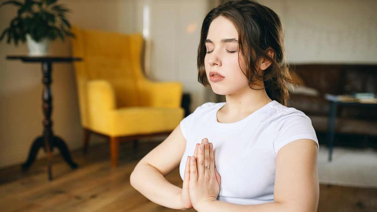 lifestyle-changes-to-reduce-estrogen-during-periods-main