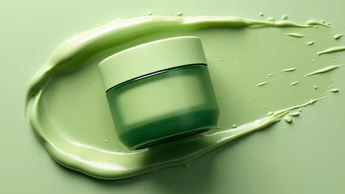 moringa-leaves-moisturizer