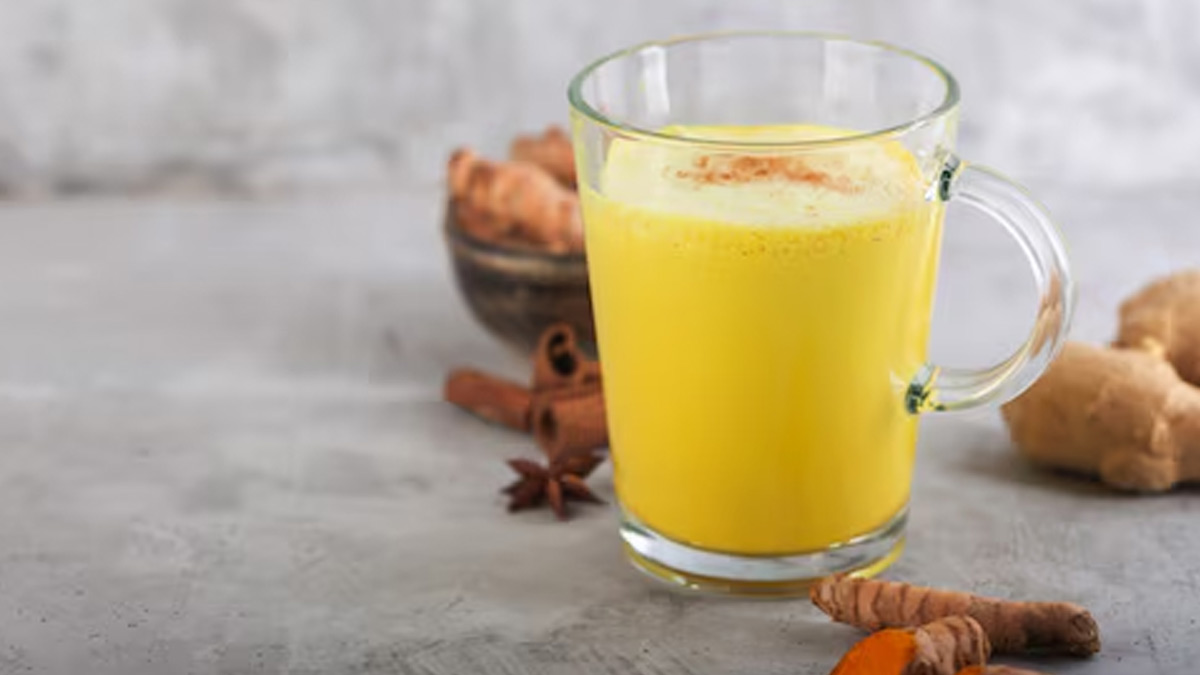 इम्यूनिटी बढ़ाने के लिए डाइट में जरूर शामिल करें ये एंटी-इंफ्लेमेटरी शॉट, एक्सपर्ट से जानें बनाने का तरीका