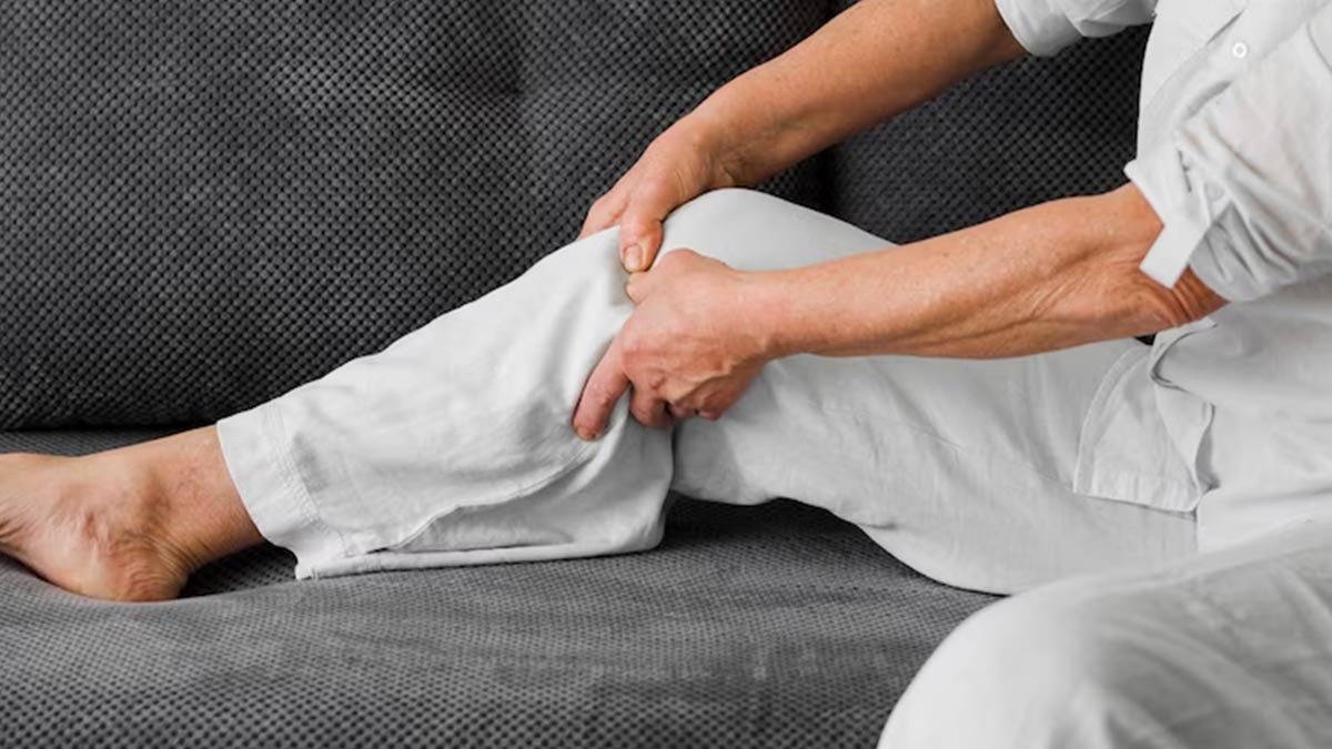 बाएं पैर और कूल्हे में दर्द होने के कारण | Causes of Pain in Left Leg and Hip in Hindi Causes-of-Pain-in-Left-Leg-and-Hip-inside2