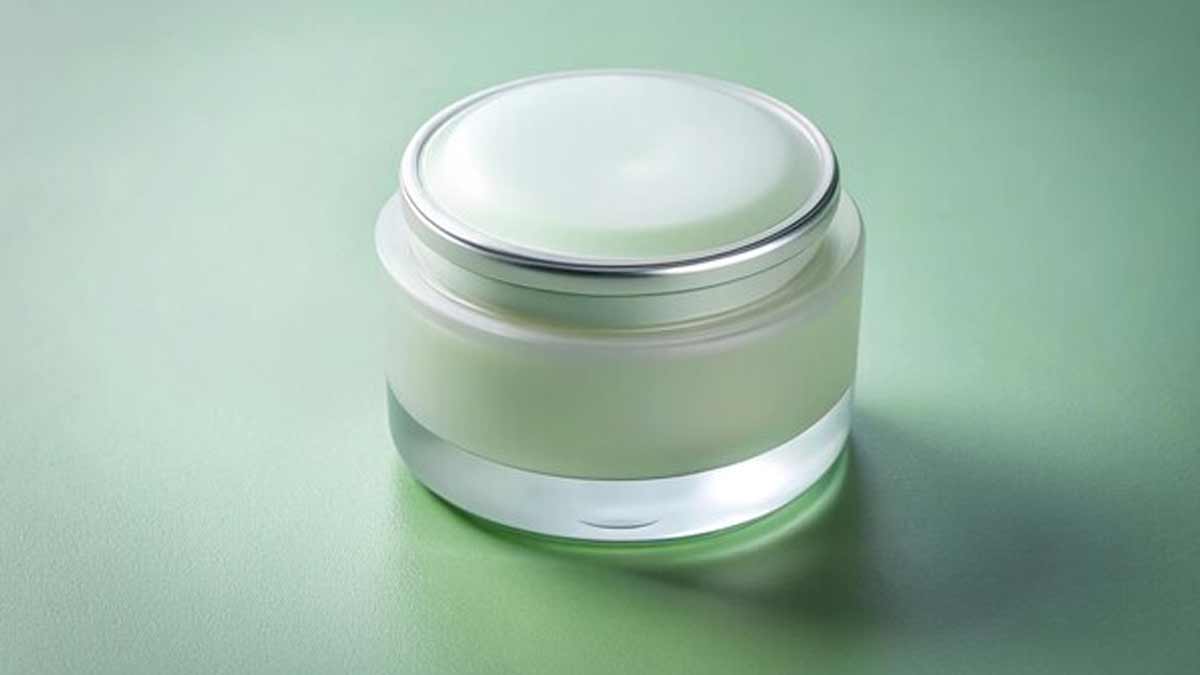 cardamom-lip-balm