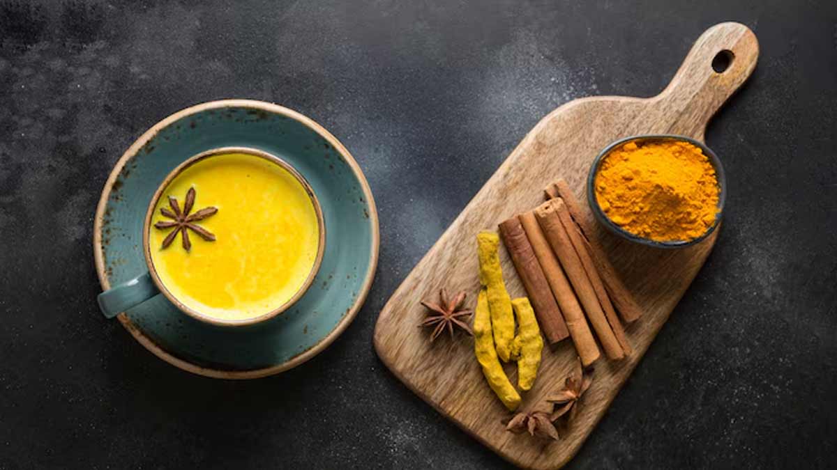 inside-coffee-and-haldi