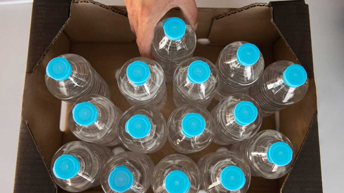 drinking-mineral-water-side-effects