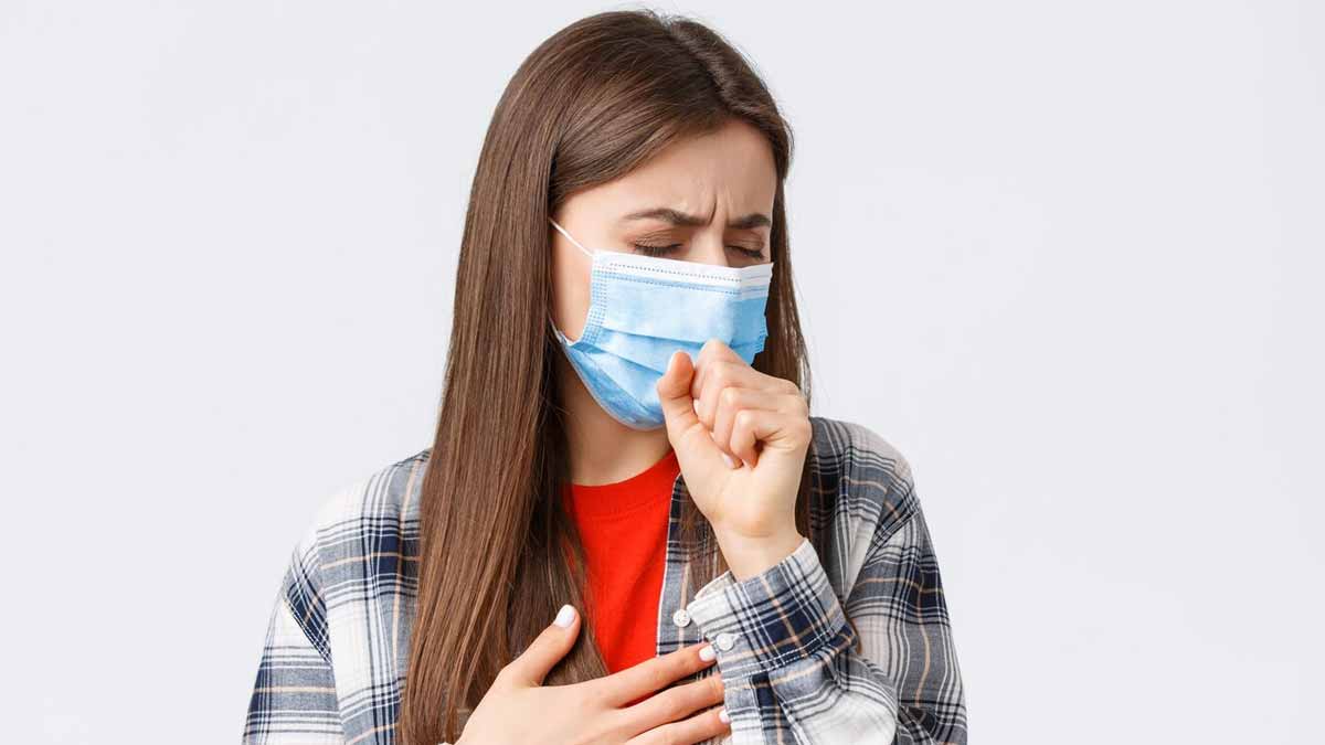 Why-Not-To-Ignore-Persistent-Cough-In-Hindi-in