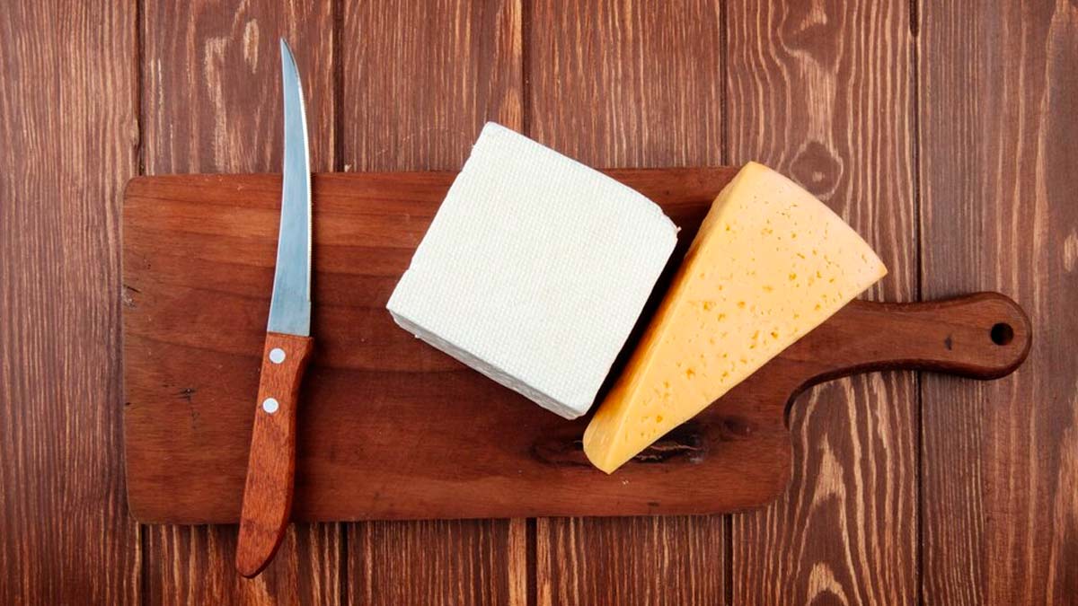 पनीर या चीज़? एक्सपर्ट से जानें सेहत के लिए क्या है ज्यादा फायदेमंद