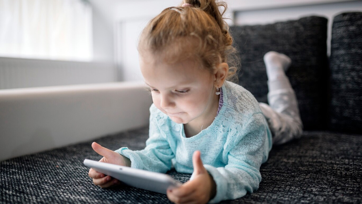 Health-Benefits-of-Turmeric-According-to-Ayurveda-inside