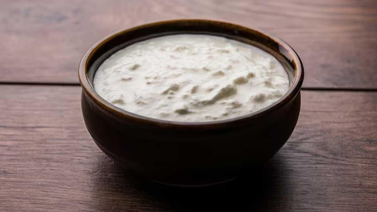 What to mix with curd for gut