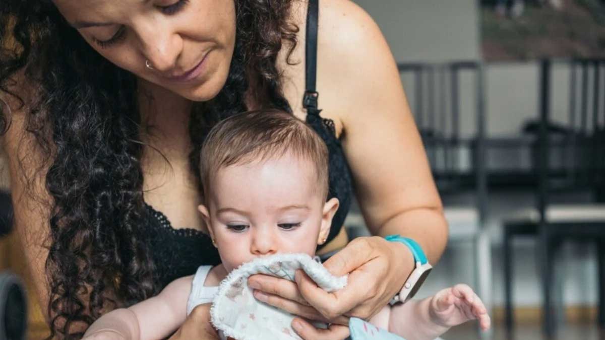 causes-of-baby-vomits-milk-from-nose-and-mouth-in