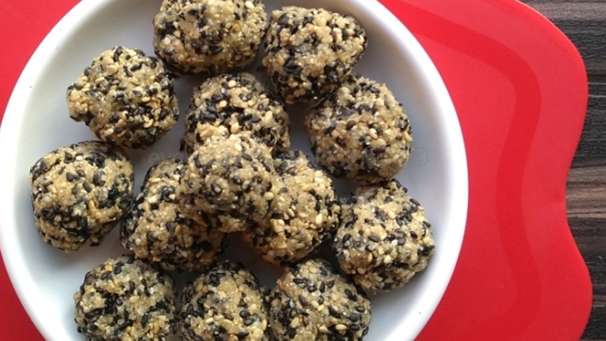 Health-Benefits-of-Sesame-Seeds-With-Jaggery-laddu-inside