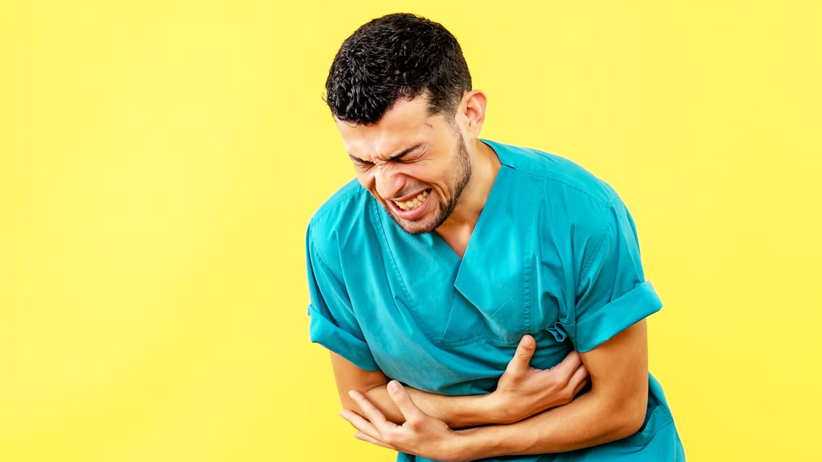 एसाइटिस (पेट में सूजन और पानी जमा होना) क्या है, जानें इसके लक्षण और इलाज | What is Ascites Symptoms Causes and Treatment in hindi Ascites-inside