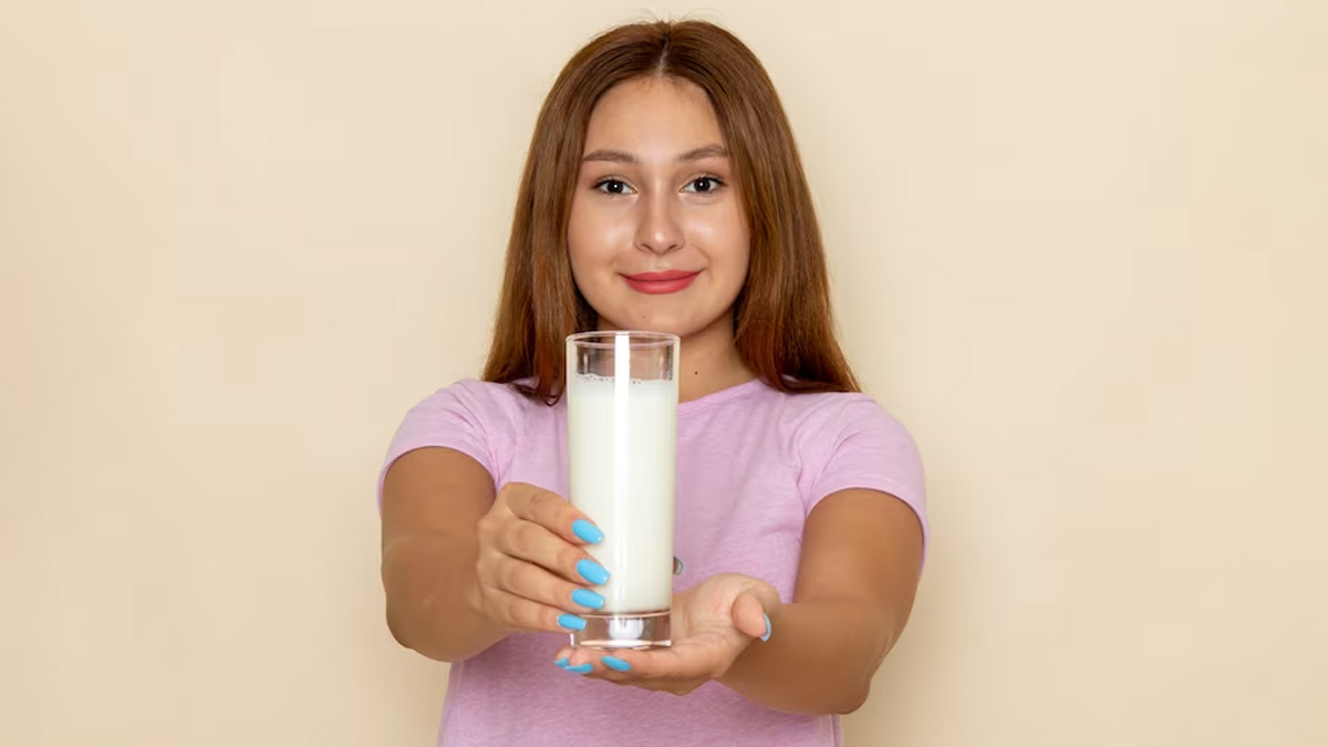 पुरुषों के मुकाबले महिलाओं को ज्यादा कैल्शियम की जरूरत क्यों होती है? | Why women need more calcium compared to man in hindi calcium-inside